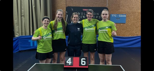 1.Damen gegen Salmunster